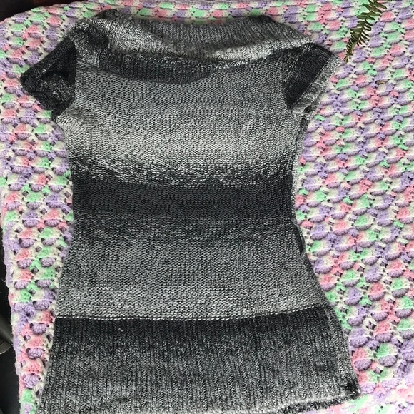 Rue 21 sweater - Picture 4 of 4